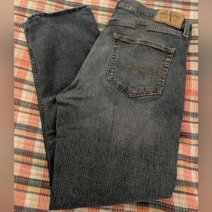 Men's Signature By Levi Strauss Blue Jeans.